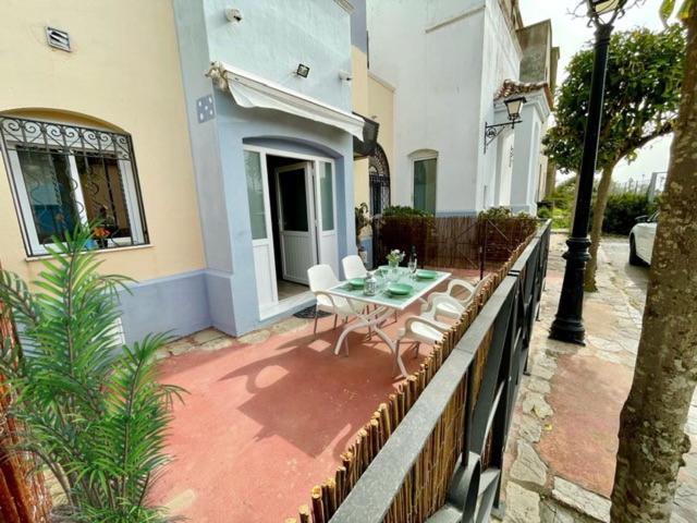 Gatu Sherry, Junto Puerto Deportivo Y Playa " Preferente Mayores De 25 Anos Y Familias " El Puerto de Santa Maria Exterior photo
